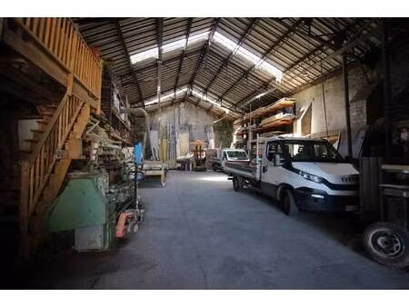 entrepôt à vendre