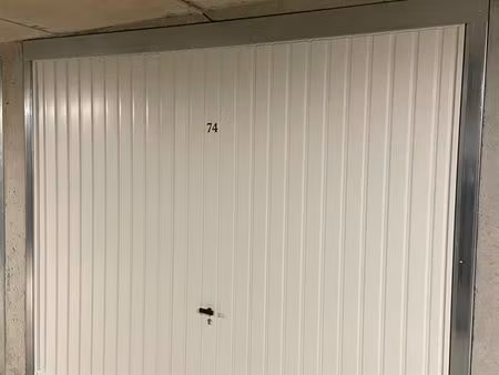 garage à louer