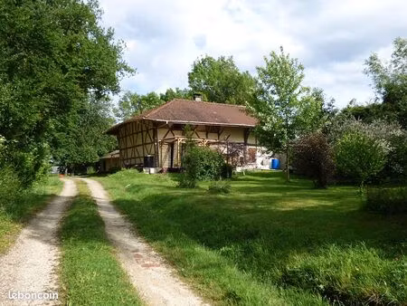 maison 7 pièces 181 m²