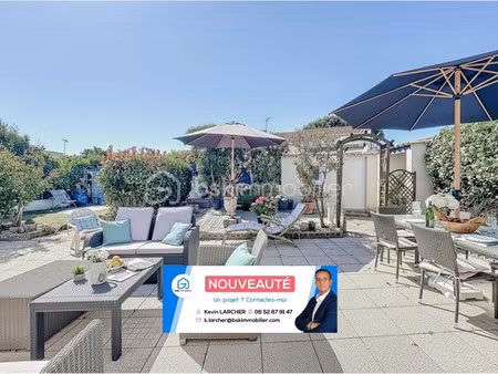 villa de luxe à vendre dans le quartier rive droite
