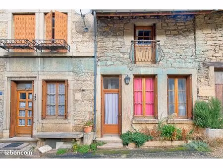 charmante maison de village au calme t3 bis 90m²