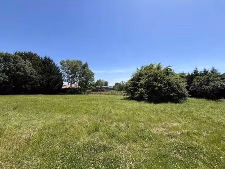 terrain constructible viabilisé à vendre