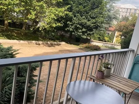 appartement 4 pièces 102 m²