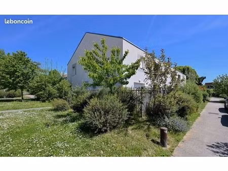 duplex 4 pièces 90 m²