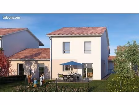 pavillon 4 pièces 85 m²