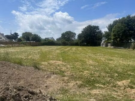 terrain constructible viabilisé à vendre
