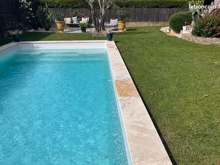 villa 5 pièces   130 m2 avec jardin et piscine