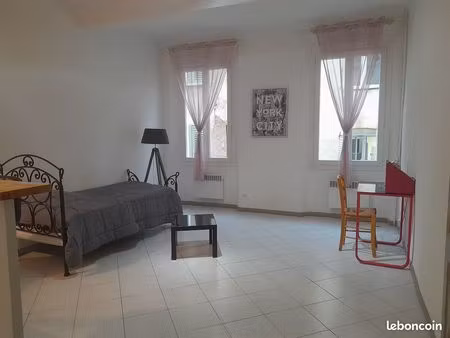 grand studio centre ville draguignan - idéal etudiant