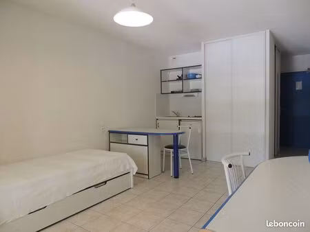 studio de 25 m² dans residence calme a la garde
