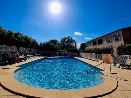 lorgues var - superbe t3 75 m2 dans residence securisee avec piscine