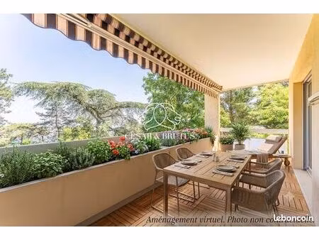 appartement 6 pièces 148 m²