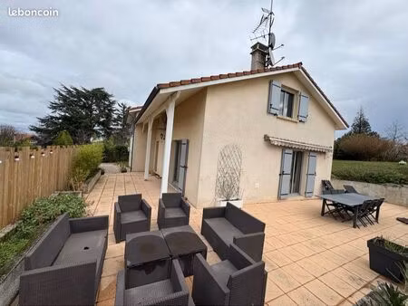 maison à vendre lentilly
