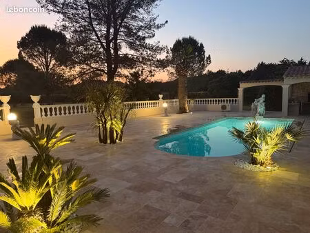 à vendre – magnifique propriété de charme avec piscine et dépendance – le luc-en-provence