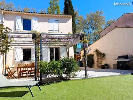 très rare - maison 90 m² - centre st maximin