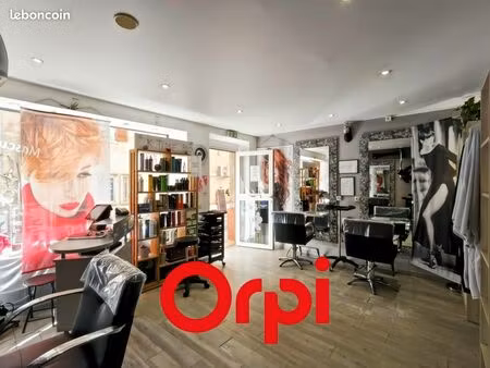 commerce coiffure 25 m²