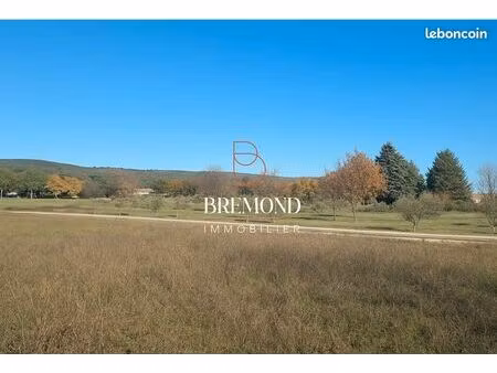 terrain 500 m² brignoles