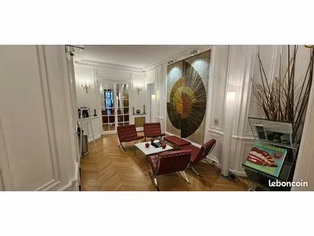 paris 16 location d'un bureau de 32m² - 2.650 euros