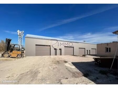 entrepôt 147 m² saint-victoret