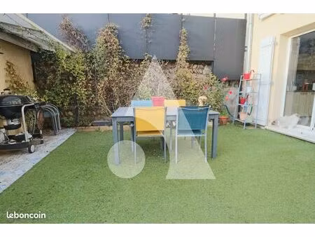 maison 4 pièces 146 m²