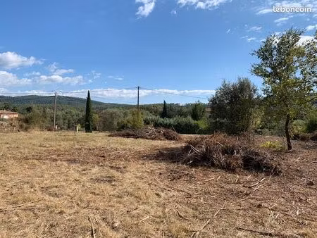 terrain 1 000 m² camps la source