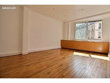 bureaux 120 m²