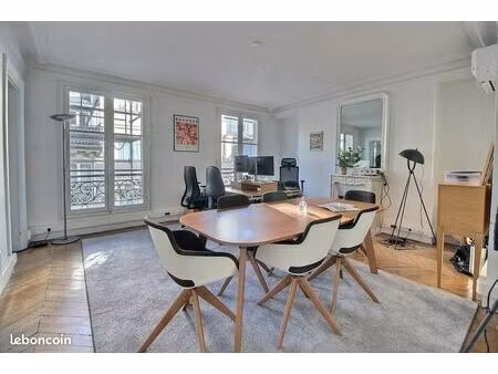 bureaux 124 m²