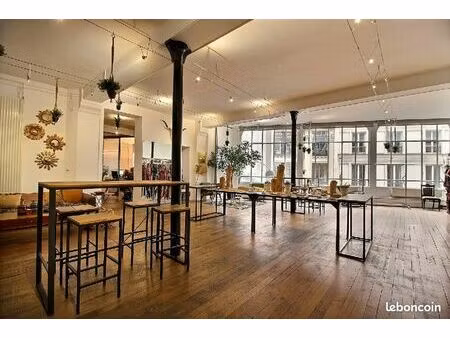 bureaux 181 m²