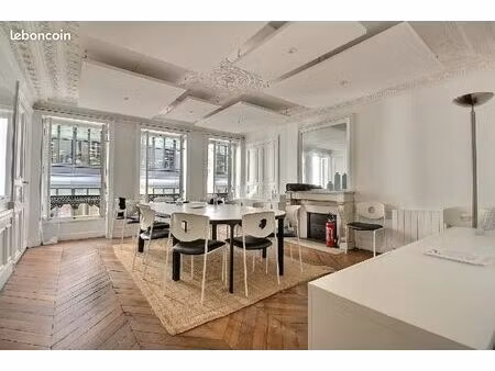 bureaux 97 m²