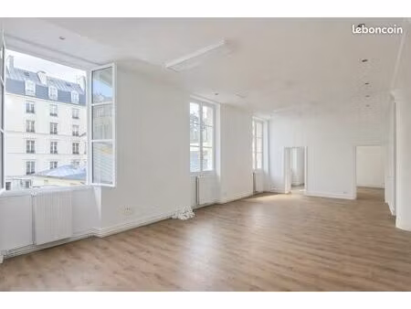 bureaux 155 m²
