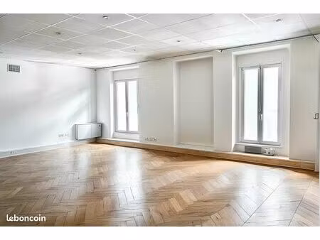 bureaux 170 m²