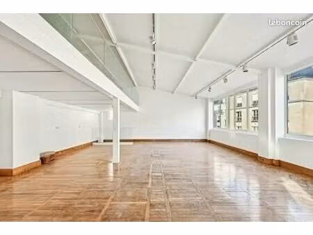 bureaux 185 m²