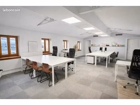 bureaux 120 m²