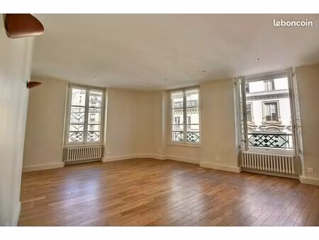 bureaux 142 m²
