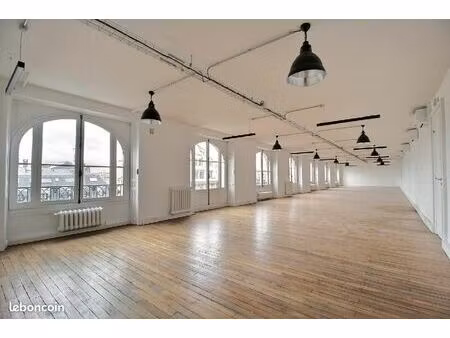 bureaux 180 m²