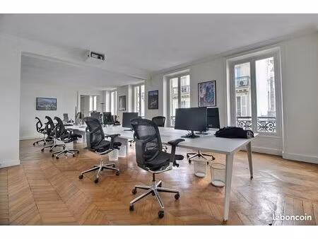 bureaux 195 m²