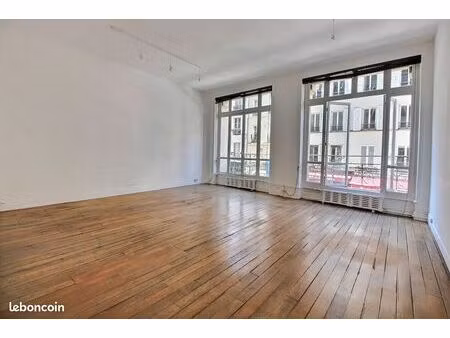 bureaux 117 m²