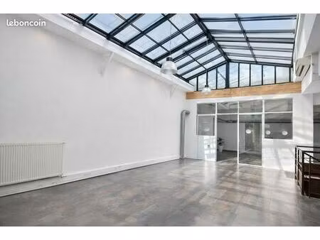 bureaux 202 m²