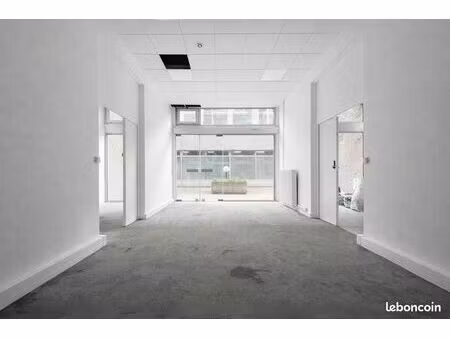 bureaux 115 m²