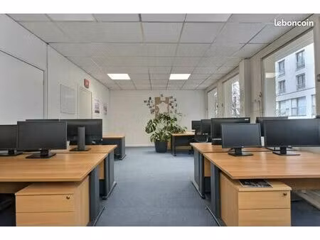 bureaux 150 m²