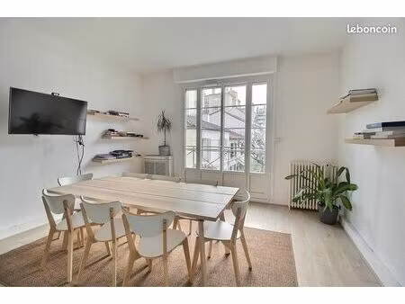 bureaux 200 m²