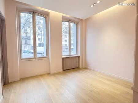 bureaux 50 m²