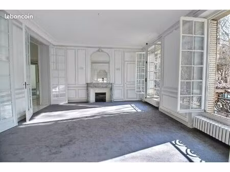 bureaux 210 m²