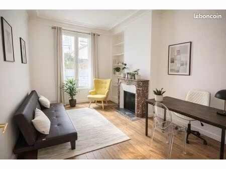 bureaux 61 m²