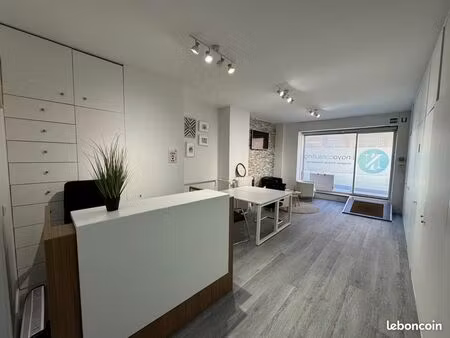 bureaux 85 m²