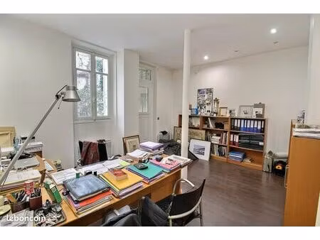 bureaux 92 m²