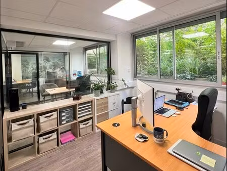 bureaux 170 m²