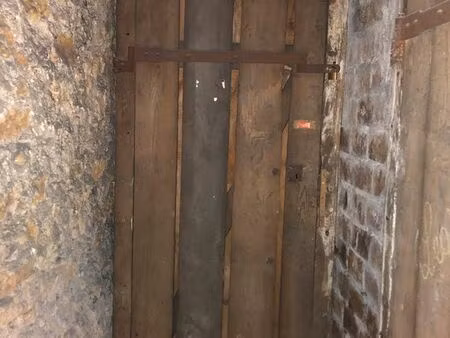 cave. paris 75018. quartier caulaincourt/hermel/mont cenis