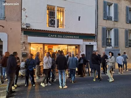 éguilles - aix (13) – café restaurant historique licence iv – centre village – piano bar