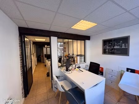 chatillon sur chalaronne centre - local commercial d'environ 28 m² avec annexe à usage de 