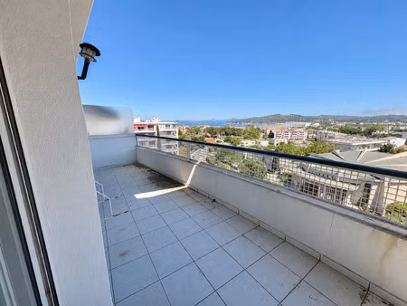 la seyne sur mer appartement t3 69m2 avec terrasse secteur m